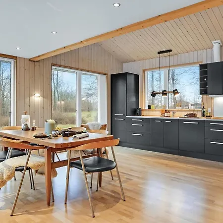 Amazing In With House Sea View *
